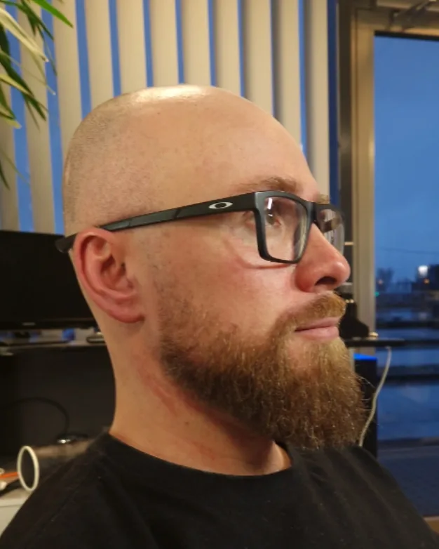 Habemekujundus prillidega kliendil